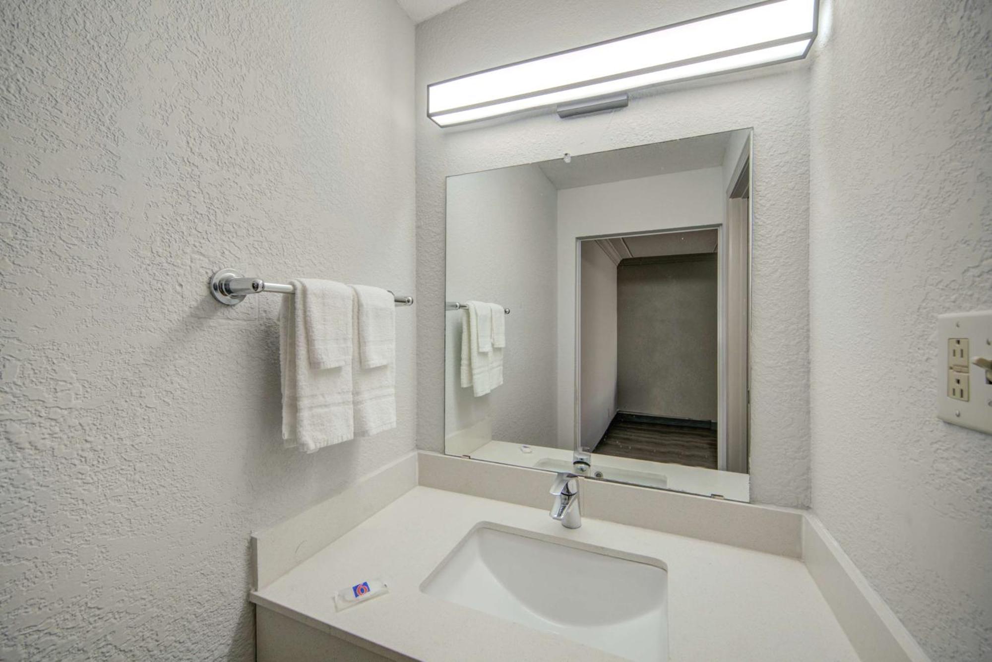 Motel 6 San Antonio, Tx I-35 North Corridor 外观 照片